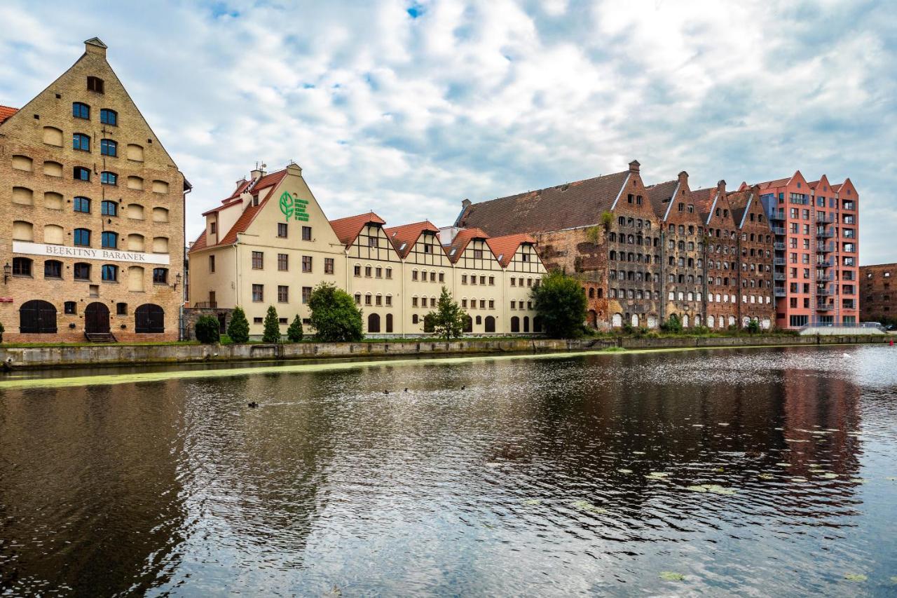 Pobookowane River View Apartments Gdańsk Buitenkant foto